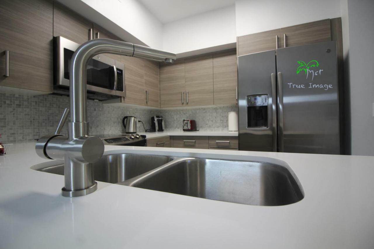 Appartamento Yacht Club At Aventura 2 Bed 2 Bath Luxurius Cozy Brand New Esterno foto