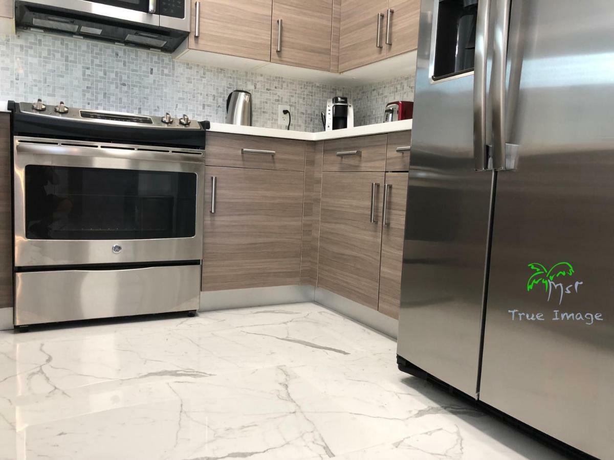 Appartamento Yacht Club At Aventura 2 Bed 2 Bath Luxurius Cozy Brand New Esterno foto