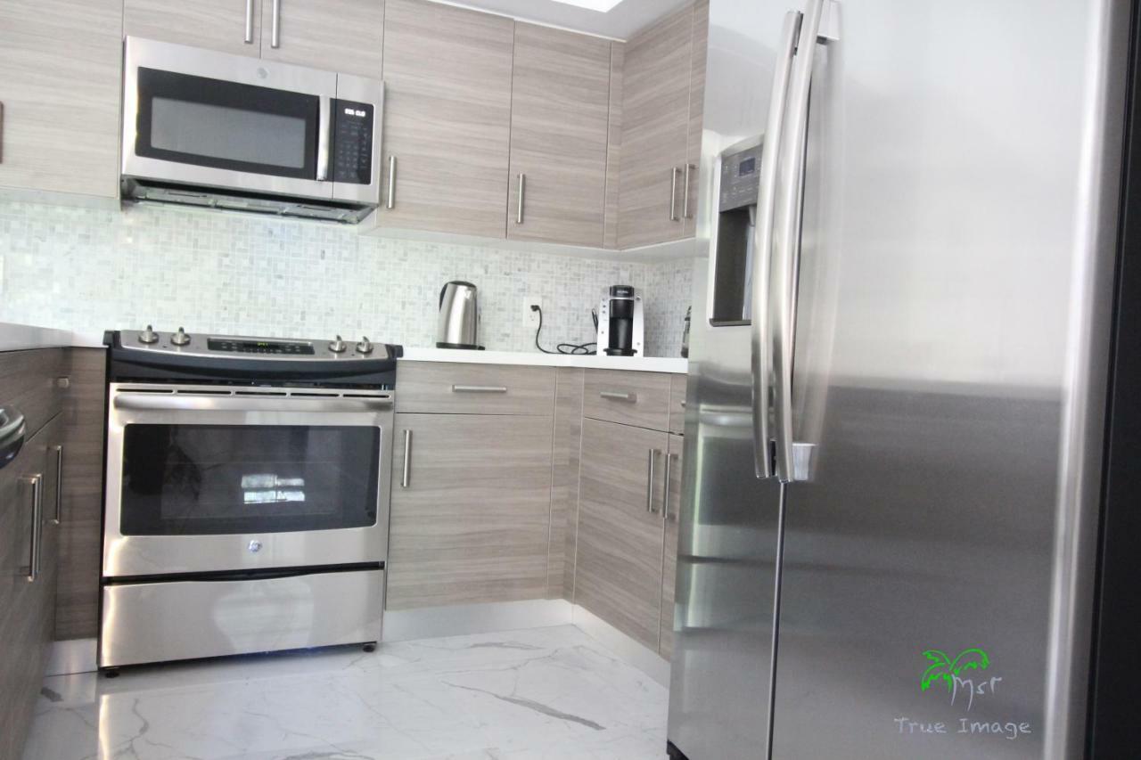 Appartamento Yacht Club At Aventura 2 Bed 2 Bath Luxurius Cozy Brand New Esterno foto