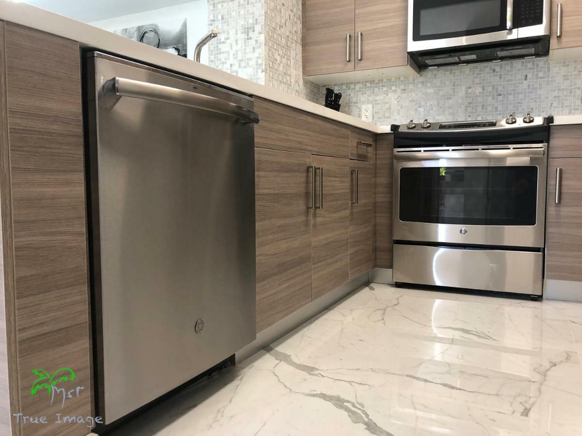Appartamento Yacht Club At Aventura 2 Bed 2 Bath Luxurius Cozy Brand New Esterno foto
