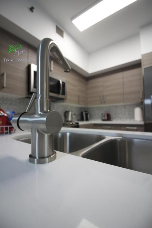 Appartamento Yacht Club At Aventura 2 Bed 2 Bath Luxurius Cozy Brand New Esterno foto